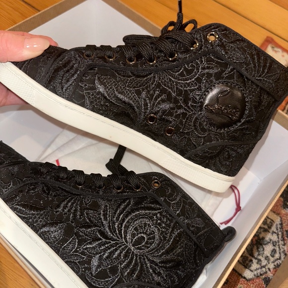 Louboutin sneakers - Picture 2 of 3
